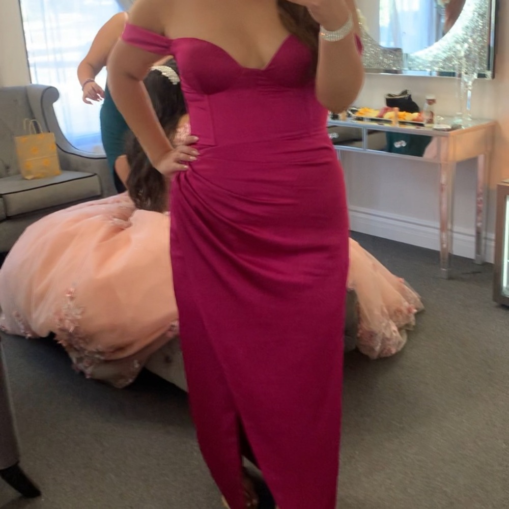 Hot pink Ms circle gown - Picture 2 of 2